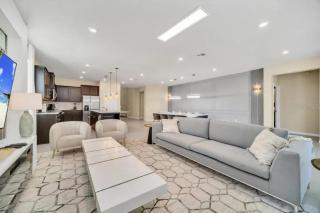 Last Minute Disney Getaway! Private Pool, Hot Tub & Games Room. Book Now! #86087 - Davenport - 4