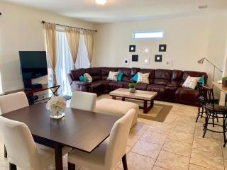 Last Minute Disney Getaway! Private Pool, Hot Tub & Games Room. Book Now! #65631 - Davenport - 6