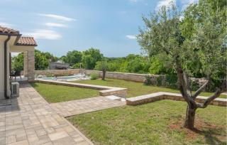 Gorgeous Home In Bale With Wifi - Bale - 6