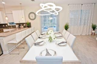 Last Minute Disney Getaway! Private Pool, Hot Tub & Games Room. Book Now! #29808 - Kissimmee - 5