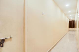 SPOT ON BHARGAV RESIDENCE - Haiderabad - 3