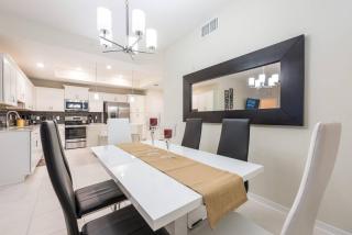 Last Minute Disney Getaway! Private Pool, Hot Tub & Games Room. Book Now! #17262 - Kissimmee - 4
