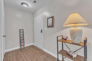 Charming 2-bed 2-bath Apartment - Raleigh - 7