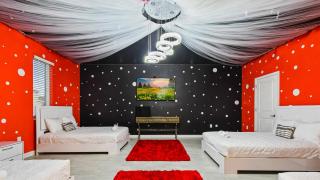 Last Minute Disney Getaway! Private Pool, Hot Tub & Games Room. Book Now! #90893 - Kissimmee - 0