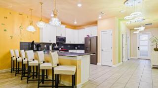 Last Minute Disney Getaway! Private Pool, Hot Tub & Games Room. Book Now! #90893 - Kissimmee - 5
