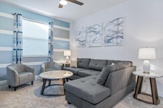 Last Minute Disney Getaway! Private Pool, Hot Tub & Games Room. Book Now! #57267 - Kissimmee - 2