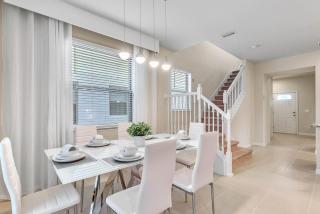 Last Minute Disney Getaway! Private Pool, Hot Tub & Games Room. Book Now! #65753 - Orlando - 5