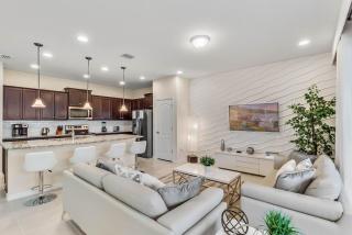 Last Minute Disney Getaway! Private Pool, Hot Tub & Games Room. Book Now! #65753 - 3