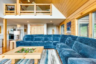 Mtn-View Deck Scenic Conway Log Cabin! - 6