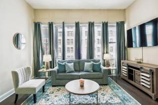 Amazing Condos Beautiful View 2 Blocks To French Quarter, Small Rooftop Pool, Gym, Seanger Theater, Super Dome, And Bourbon St - 6