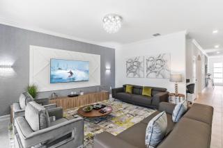Last Minute Disney Getaway! Private Pool, Hot Tub & Games Room. Book Now! #72627 - Kissimmee - 3