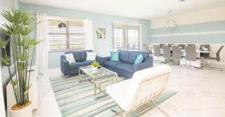 Last Minute Disney Getaway! Private Pool, Hot Tub & Games Room. Book Now! #41935 - Kissimmee - 0