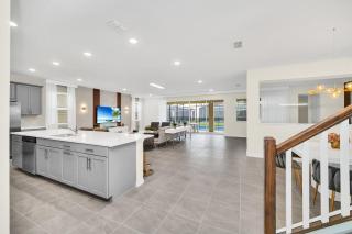 Last Minute Disney Getaway! Private Pool, Hot Tub & Games Room. Book Now! #60427 - Kissimmee - 1