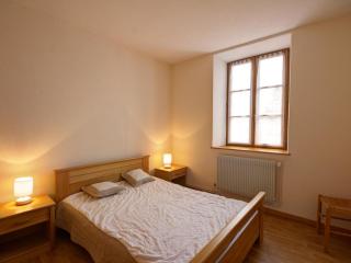 Gîte convivial avec jardin, accepte animaux, idéal pour nature et randonnées en Auvergne - FR-1-496-197 - 7