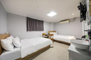 Hongdae Sinchon Theme motel - Seul - 6