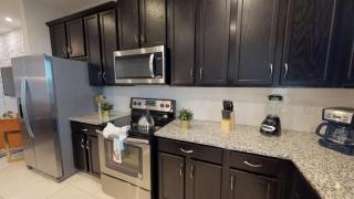 Last Minute Disney Getaway! Private Pool, Hot Tub & Games Room. Book Now! #65895 - Kissimmee - 3