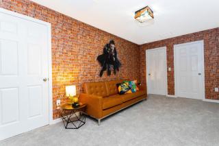 Last Minute Disney Getaway! Private Pool, Hot Tub & Games Room. Book Now! #60321 - Kissimmee - 1