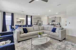 Last Minute Disney Getaway! Private Pool, Hot Tub & Games Room. Book Now! #90431 - Davenport - 0