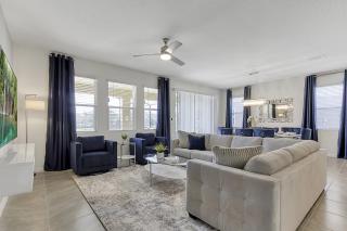 Last Minute Disney Getaway! Private Pool, Hot Tub & Games Room. Book Now! #90431 - Davenport - 6