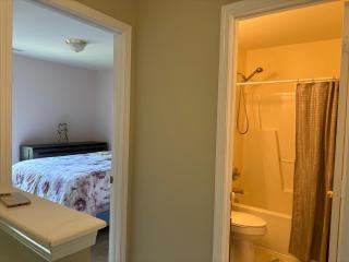 Private Bed and Bath in Charlotte - Charlotte - 6