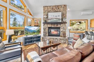 Montane Luxury Vacation Rental at Windcliff home - 6
