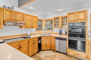 Montane Luxury Vacation Rental at Windcliff home - 1