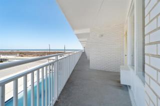 6201 Ocean Ave, Unit 303 - The Nassau Inn - Wildwood - 2