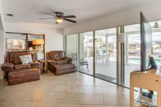Dock and Outdoor Kitchen Waterfront Cape Coral Home - Cape Coral - 5