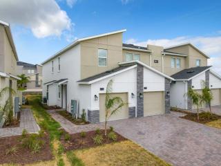 Last Minute Disney Getaway! Private Pool, Hot Tub & Games Room. Book Now! #98291 - Kissimmee - 7