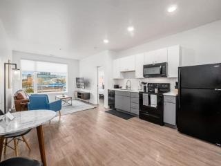 319 - Harlow -- BRAND NEW - Downtown - High-End Apt - Fast Wifi - Columbus - 8