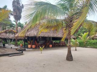 Cabaña frente al mar en la playa del Calao - 4