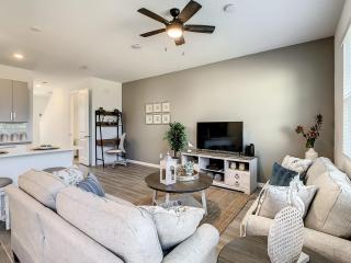 Last Minute Disney Getaway! Private Pool, Hot Tub & Games Room. Book Now! #98297 - Davenport - 5