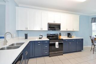 Last Minute Disney Getaway! Private Pool, Hot Tub & Games Room. Book Now! #92425 - Orlando - 4