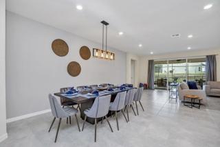 Last Minute Disney Getaway! Private Pool, Hot Tub & Games Room. Book Now! #95235 - Davenport - 3