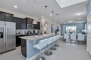 Last Minute Disney Getaway! Private Pool, Hot Tub & Games Room. Book Now! #40384 - Davenport - 3