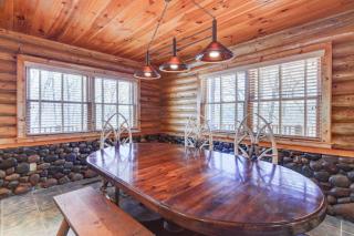 Firepit Smores by Starlight Jetted Bath Soaks Cookouts with the Whole Family - Cowboy Lodge - Mineral Bluff - 2