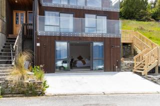 Newly Built Spacious Studio - Lake View - Queenstown - 2