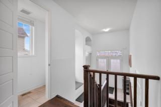 4BR 2 king 3 Queen 6 beds in total 3 GBPS Wi-Fi - Kitchener - 3