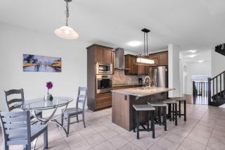 4BR 2 king 3 Queen 6 beds in total 3 GBPS Wi-Fi - Kitchener - 5