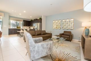 Last Minute Disney Getaway! Private Pool, Hot Tub & Games Room. Book Now! #39192 - Kissimmee - 4