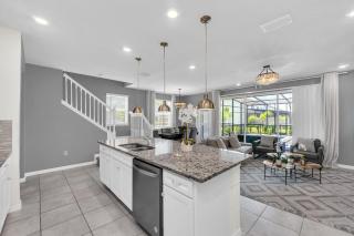 Last Minute Disney Getaway! Private Pool, Hot Tub & Games Room. Book Now! #98677 - Davenport - 4