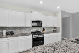 Last Minute Disney Getaway! Private Pool, Hot Tub & Games Room. Book Now! #98677 - Davenport - 3