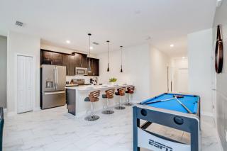 Last Minute Disney Getaway! Private Pool, Hot Tub & Games Room. Book Now! #39340 - Kissimmee - 6