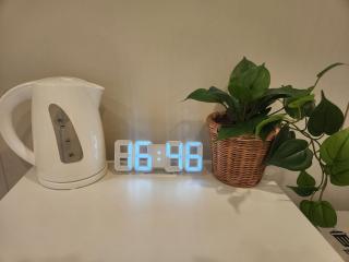 Hongdae, 5-Minute Walk from Hongdae Station, Luggage Storage, Hotel-Style Bedding, 2 Rooms, Washer Dryer - Seoul - 2