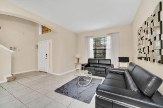Last Minute Disney Getaway! Private Pool, Hot Tub & Games Room. Book Now! #49846 - Kissimmee - 4