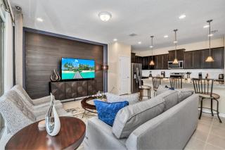 Last Minute Disney Getaway! Private Pool, Hot Tub & Games Room. Book Now! #39414 - Kissimmee - 4