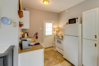 Walk to Beach and Restaurants Somers Point Studio - Somers Point - 2