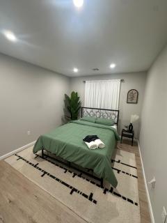 Cozy Rooftop Home, Near Downtown Newark, EWR & NYC - Newark - 9