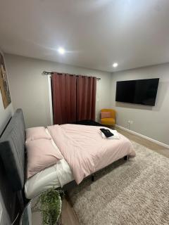 Cozy Rooftop Home, Near Downtown Newark, EWR & NYC - Newark - 8