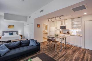 CozySuites Sky Central Rooftop Pool #1 - Cincinnati - 7